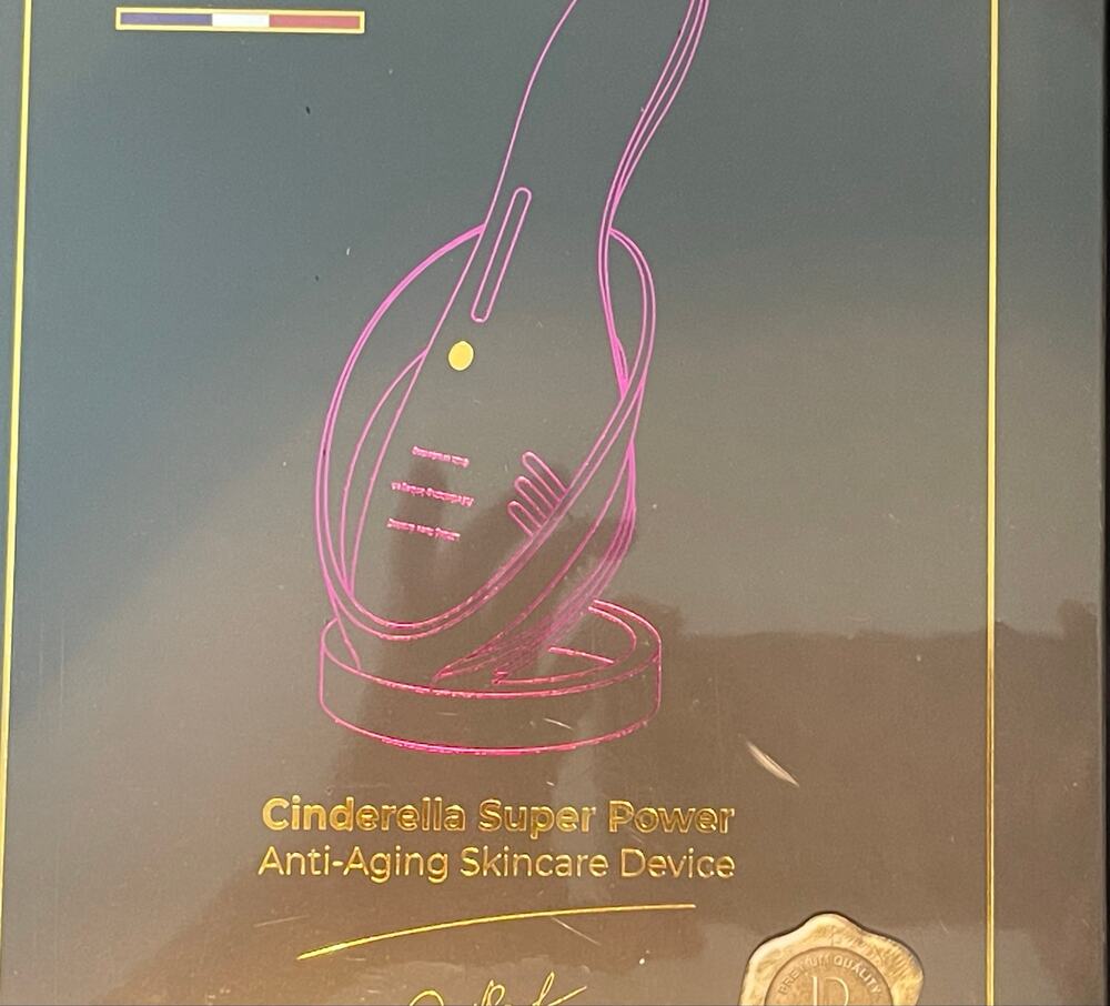PRÉDIRÉ PARIS Cinderella Super Power Anti-Aging Skin Care Device